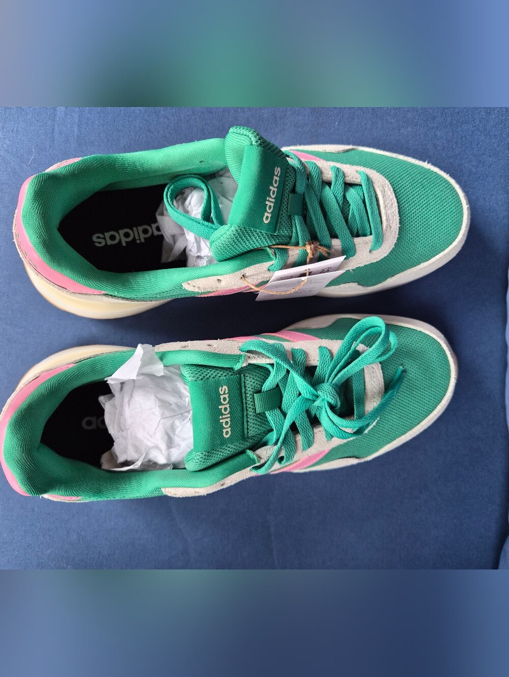 Nwt Adidas Women’s Green and Pink Casual Sneakers 8.5